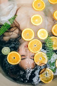 a plate of oranges